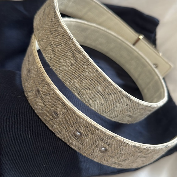 CD (christian dior) reversible belt authentic , used 1nce - Picture 4 of 8